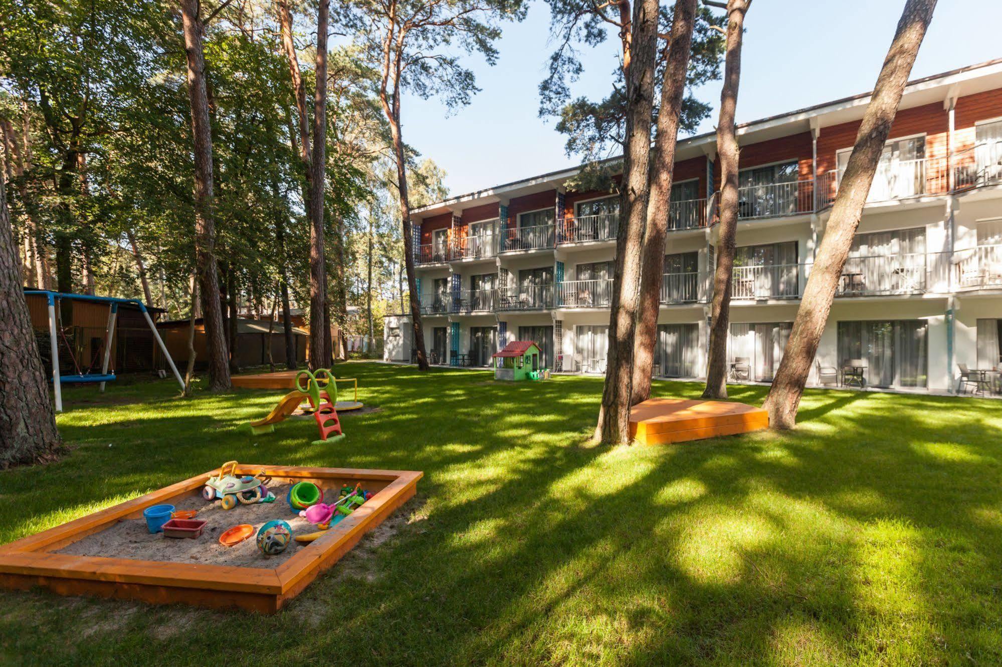 Waterside Resort Darłówko Eksteriør billede